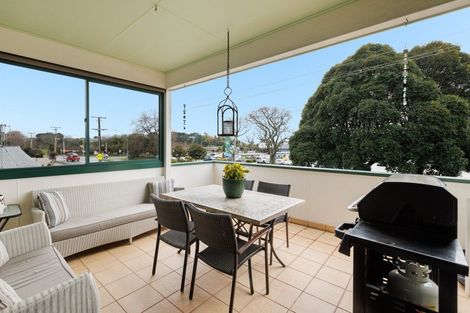 Photo of property in 32 Vale Street, Otumoetai, Tauranga, 3110