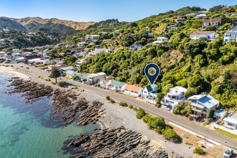 Photo of property in 31 Moana Road, Plimmerton, Porirua, 5026