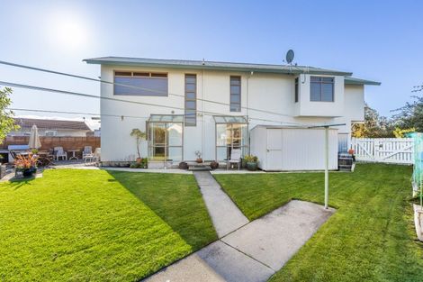 Photo of property in 308 Lyndon Road West, Hastings, 4122