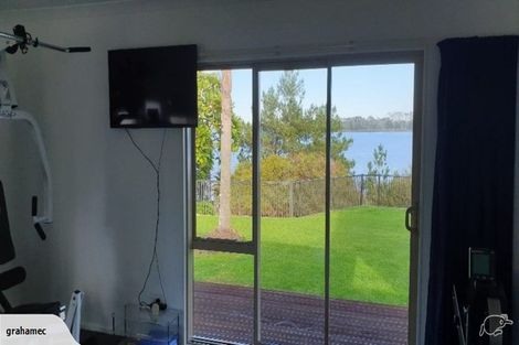 Photo of property in 21 Mull Place, Wattle Downs, Auckland, 2103