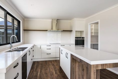 Photo of property in 10 Memorial Drive, Motueka, 7120