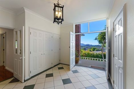 Photo of property in 105 Winara Avenue, Waikanae, 5036