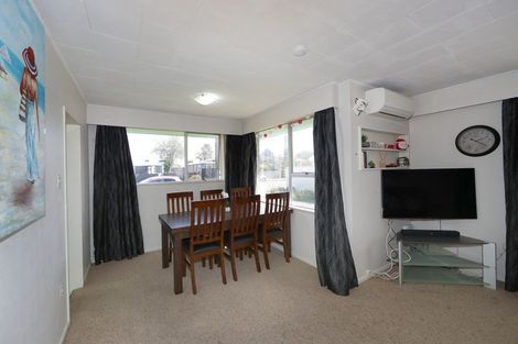 Photo of property in 220a Wolseley Street, Mayfair, Hastings, 4122