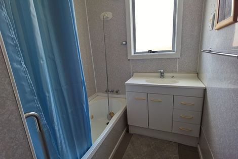 Photo of property in 17 Hart Avenue, Boulcott, Lower Hutt, 5011