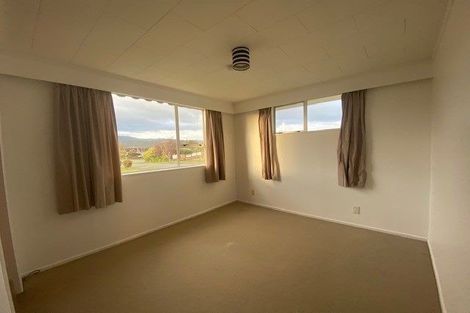 Photo of property in 1 Fremont Grove, Totara Park, Upper Hutt, 5018