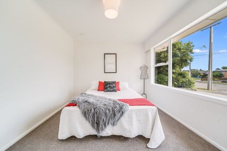 Photo of property in 16 Thornton Place, Melville, Hamilton, 3206