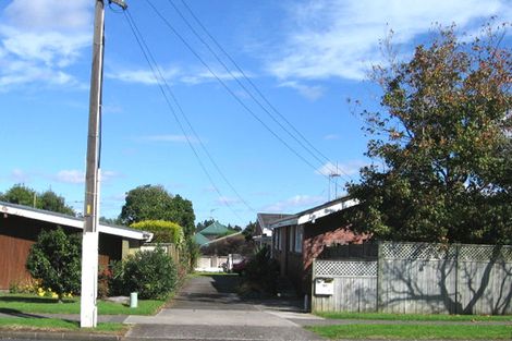 Photo of property in 2/187 Bucklands Beach Road, Bucklands Beach, Auckland, 2012