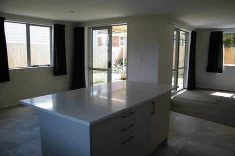 Photo of property in 128 Portage Road, New Lynn, Auckland, 0600