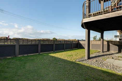 Photo of property in 908a Papamoa Beach Road, Papamoa Beach, Papamoa, 3118