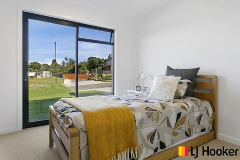 Photo of property in 32 Okaia Drive, Kinloch, Taupo, 3377