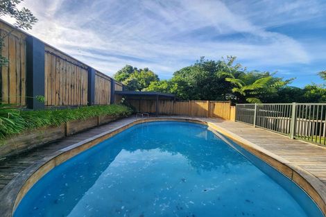 Photo of property in 49 Pitcairn Street, Oakura, 4314