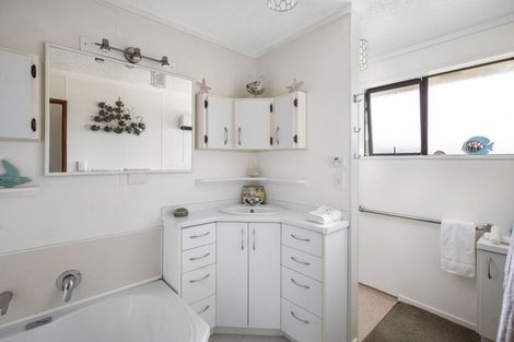 Photo of property in Greenacres B/b, 369 Clyde-alexandra Road, Alexandra, 9391