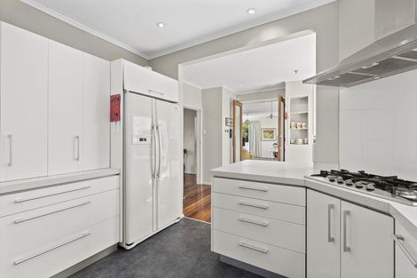 Photo of property in 21 Ngaio Gorge Road, Ngaio, Wellington, 6035