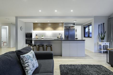 Photo of property in 71 Penetaka Heights, Pyes Pa, Tauranga, 3112