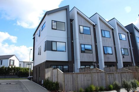 Photo of property in 5/36 Westgate Drive, Westgate, Auckland, 0614