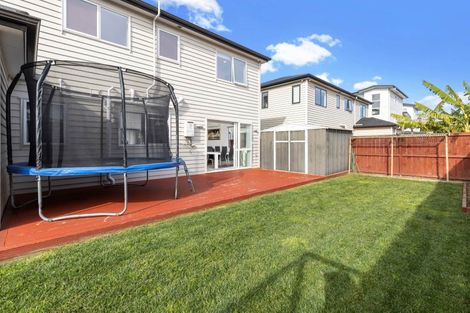 Photo of property in 28 Quattro Avenue, Flat Bush, Auckland, 2019