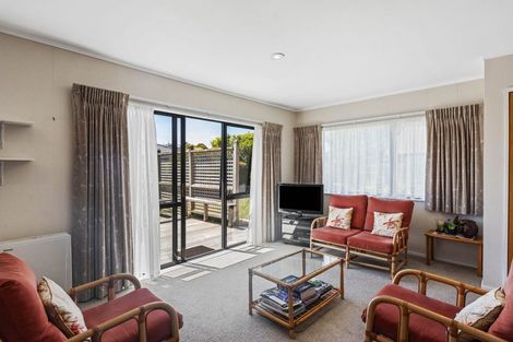 Photo of property in 5 College Drive, Paraparaumu, 5032