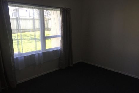 Photo of property in 22 Tironui Station Road East, Papakura, 2112