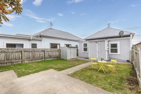 Photo of property in 144 Rongotai Road, Kilbirnie, Wellington, 6022