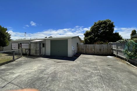 Photo of property in 98 Settlement Road, Papakura, 2110