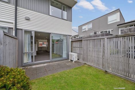 Photo of property in 25/31 Princess Terrace, Newtown, Wellington, 6021