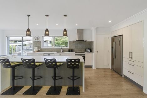 Photo of property in 395 Main Road, Huapai, Kumeu, 0810