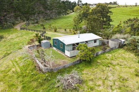 Photo of property in 1308 Bickerstaffe Road, Maungaturoto, 0587