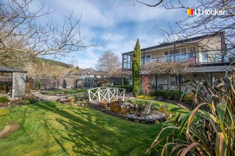 Photo of property in 7 North Foreland Street, Waihola, Milton, 9073