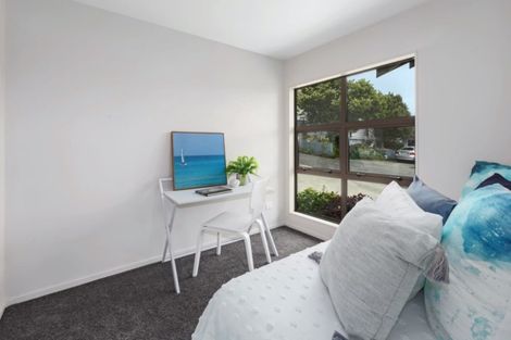 Photo of property in 14 Solway Place, Papakowhai, Porirua, 5024