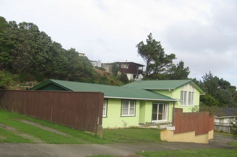 Photo of property in 8 Barberry Grove, Maungaraki, Lower Hutt, 5010