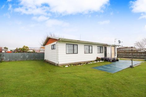 Photo of property in 18a Stuckey Street, Levin, 5510