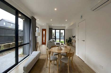 Photo of property in 17b Cessna Crescent, Mangere, Auckland, 2022