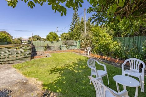 Photo of property in 265 Clifton Road, Te Awanga, 4102