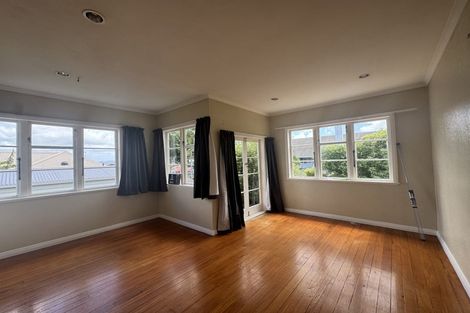 Photo of property in 57 Carey Street, Maeroa, Hamilton, 3200