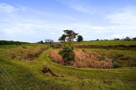 Photo of property in 405 Normanby Road, Okaiawa, Hawera, 4671