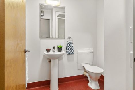 Photo of property in 2/112 Mairangi Road, Wilton, Wellington, 6012