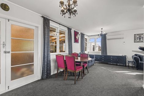 Photo of property in 44 Holland Crescent, Bulls, 4818