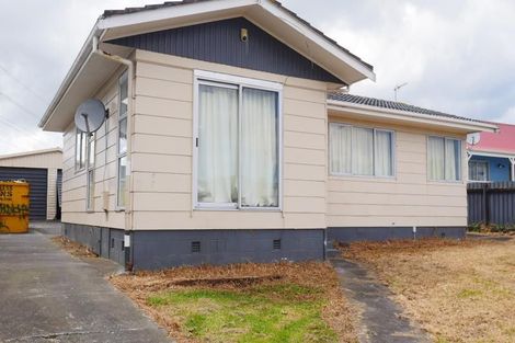 Photo of property in 64 Zelda Avenue, Clover Park, Auckland, 2023