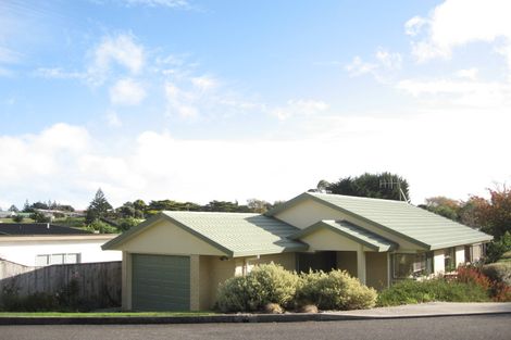 Photo of property in 25a Weka Road, Raumati Beach, Paraparaumu, 5032