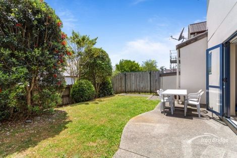 Photo of property in 9 Vicente Place, Oteha, Auckland, 0632