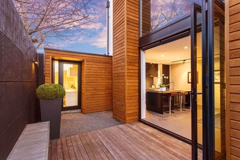 Photo of property in 114 Caledonian Road, St Albans, Christchurch, 8014