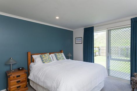 Photo of property in 1 Hamilton Drive, Wainui, Gisborne, 4010