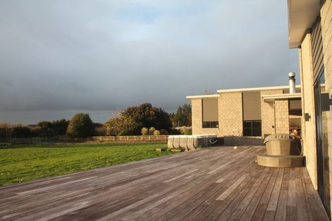 Photo of property in 239 Houchens Road, Glenview, Hamilton, 3282