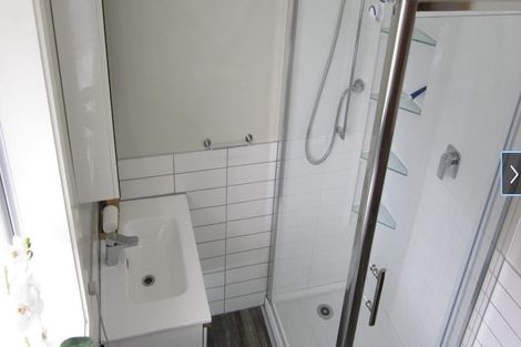 Photo of property in 6 Milnebank Street, Upper Riccarton, Christchurch, 8041