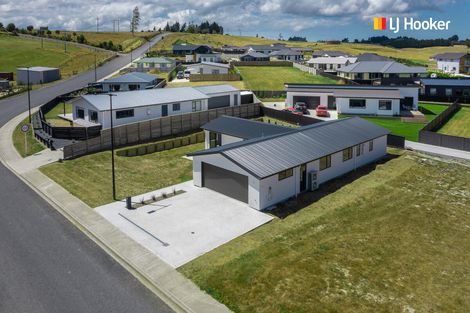 Photo of property in 42 Mcneil Street, Balclutha, 9230