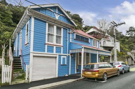 Photo of property in 41 Holloway Road, Aro Valley, Wellington, 6021