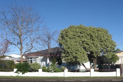 Photo of property in 504 Avenue Road West, Hastings, 4122