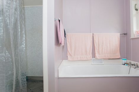 Photo of property in 215 Lytton Road, Elgin, Gisborne, 4010