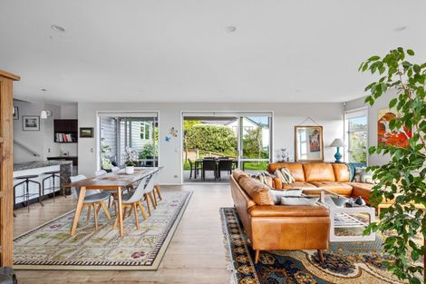 Photo of property in 4 Manhattan Rise, Orewa, 0931