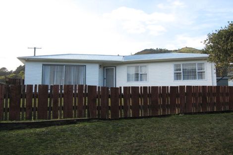 Photo of property in 45 Wood Street, Wainuiomata, Lower Hutt, 5014